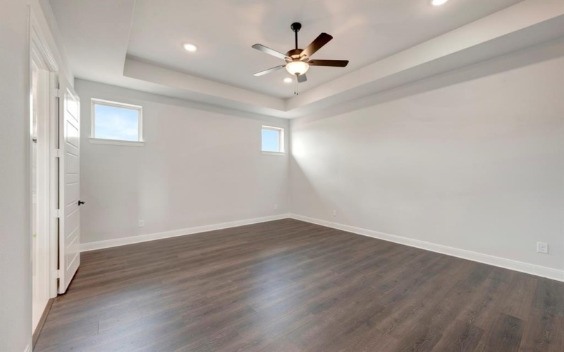 2075 Pine Grove Lane, Arlington, TX 76005, 2 Bedrooms Bedrooms, ,2 BathroomsBathrooms,Residential,For Sale,2075 Pine Grove Lane,0,21086408