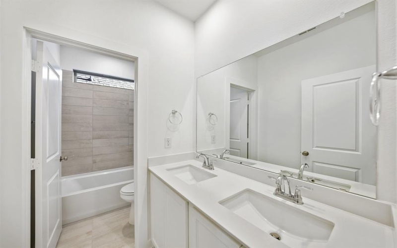 806 Kendall Lane, Celina, TX 75009, 4 Bedrooms Bedrooms, ,5 BathroomsBathrooms,Residential,For Sale,806 Kendall Lane,0,21086423