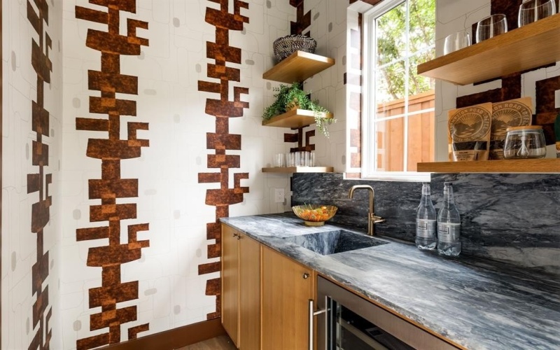 6549 Trammel Drive, Dallas, TX 75214, 4 Bedrooms Bedrooms, ,5 BathroomsBathrooms,Residential,For Sale,6549 Trammel Drive,0,21086431