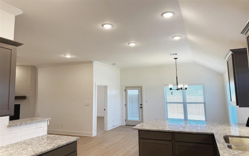 4109 Hummingbird Drive, Sherman, TX 75092, 4 Habitaciones Habitaciones , ,2 BañosBaños,Residential,En Venta,4109 Hummingbird Drive,0,21086812