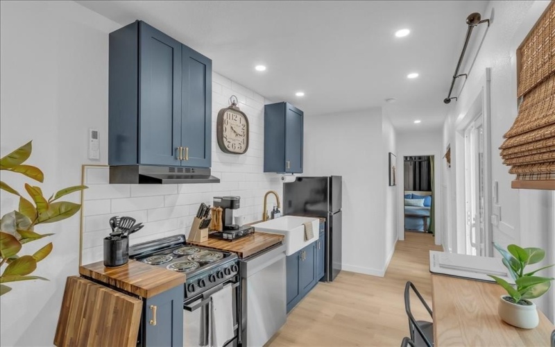 1501 Clay Street, Brenham, TX 77833, 1 Dormitorio Habitaciones , ,1 BañoBaños,Residential Multi Family,En Venta,1501 Clay Street,0,21086971