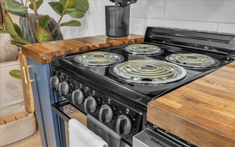 1501 Clay Street, Brenham, TX 77833, 1 Dormitorio Habitaciones , ,1 BañoBaños,Residential Multi Family,En Venta,1501 Clay Street,0,21086971