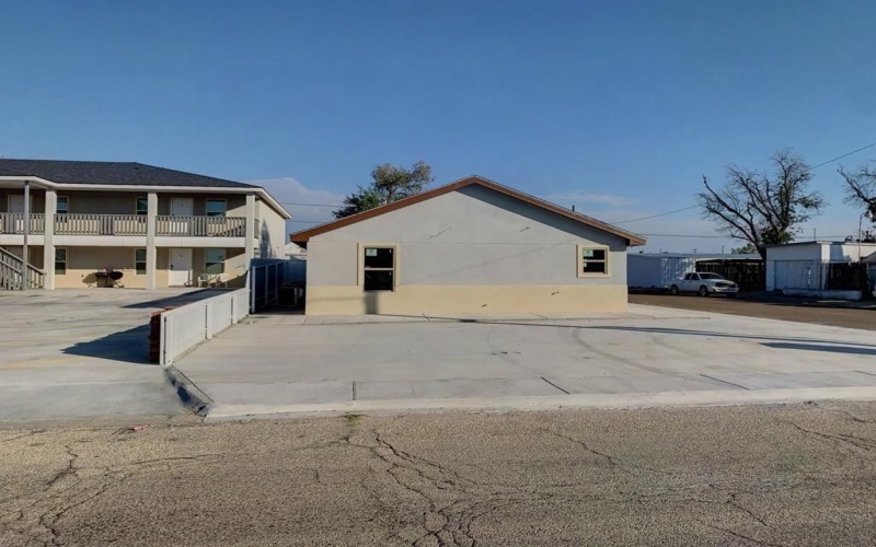405 W 4th St, Monahans, TX 79756, ,Residential,En Venta,405 W 4th St,0,163660