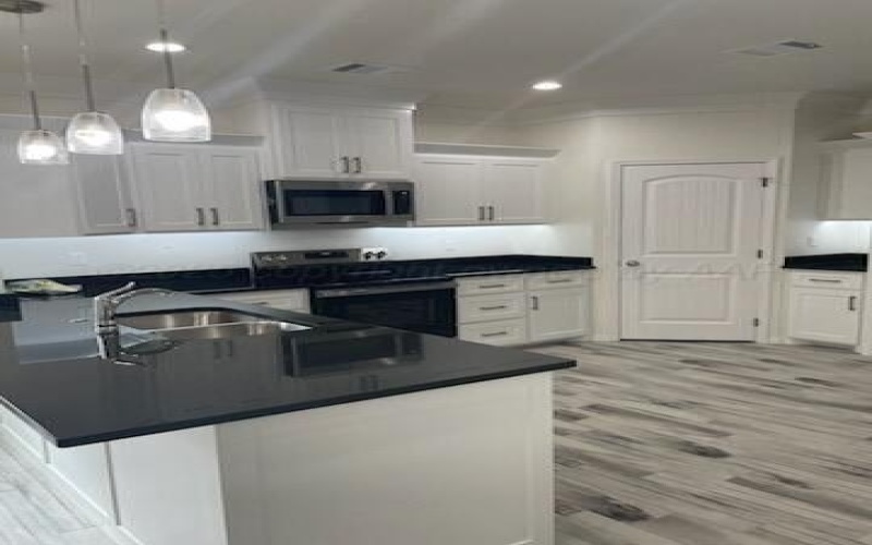 3416 S ONG Street, Amarillo, TX 79109-4924, 4 Habitaciones Habitaciones , ,2 BañosBaños,Residential,En Venta,3416 S ONG Street,0,25-8774