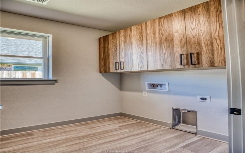 4020 Etonbury Avenue, College Station, TX 77845, 3 Bedrooms Bedrooms, ,3 BathroomsBathrooms,Residential,For Sale,4020 Etonbury Avenue,0,25010867