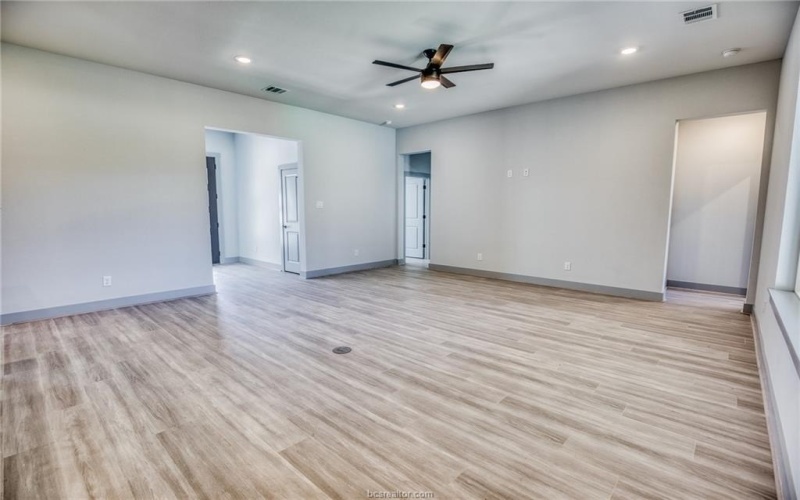 4020 Etonbury Avenue, College Station, TX 77845, 3 Bedrooms Bedrooms, ,3 BathroomsBathrooms,Residential,For Sale,4020 Etonbury Avenue,0,25010867