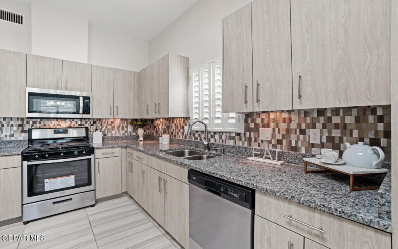 14565 John McNeely Avenue, El Paso, TX 79938, 4 Habitaciones Habitaciones , ,1 BañoBaños,Residential,En Venta,14565 John McNeely Avenue,0,932079