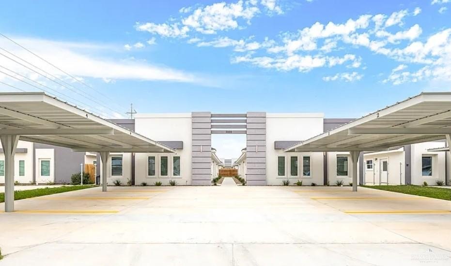 3009 W Sandlewood Street, Edinburg, TX 78541, ,Residential Multi Family,En Venta,3009 W Sandlewood Street,0,483225