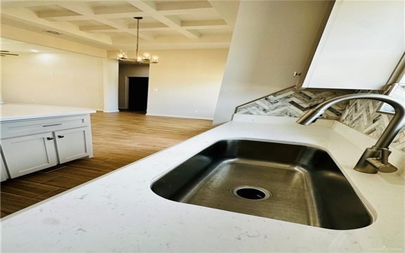 908 38th Street, San Juan, TX 78589, 3 Habitaciones Habitaciones , ,2 BañosBaños,Residential,En Venta,908 38th Street,0,483376