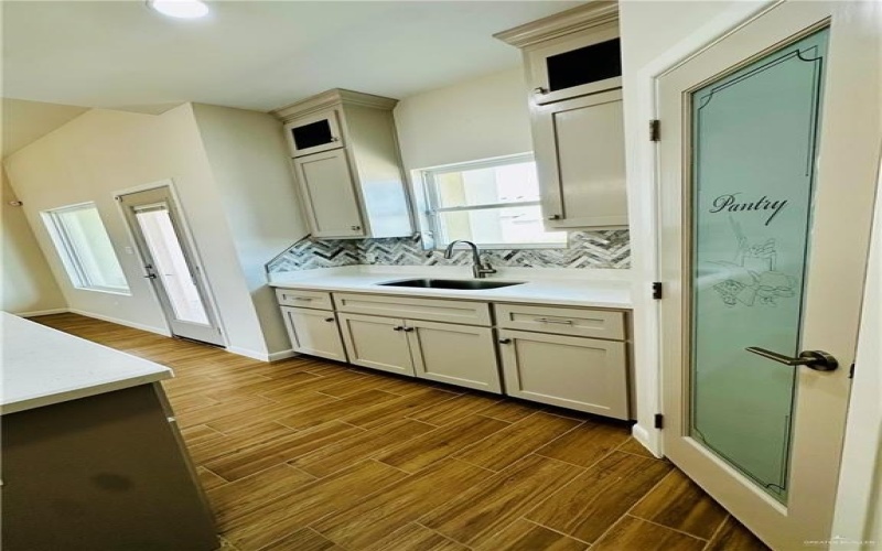 908 38th Street, San Juan, TX 78589, 3 Habitaciones Habitaciones , ,2 BañosBaños,Residential,En Venta,908 38th Street,0,483376