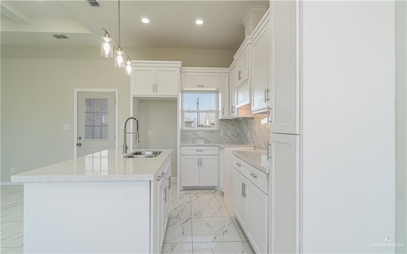 400 Merida Street, Donna, TX 78537, 3 Habitaciones Habitaciones , ,2 BañosBaños,Residential,En Venta,400 Merida Street,0,483418