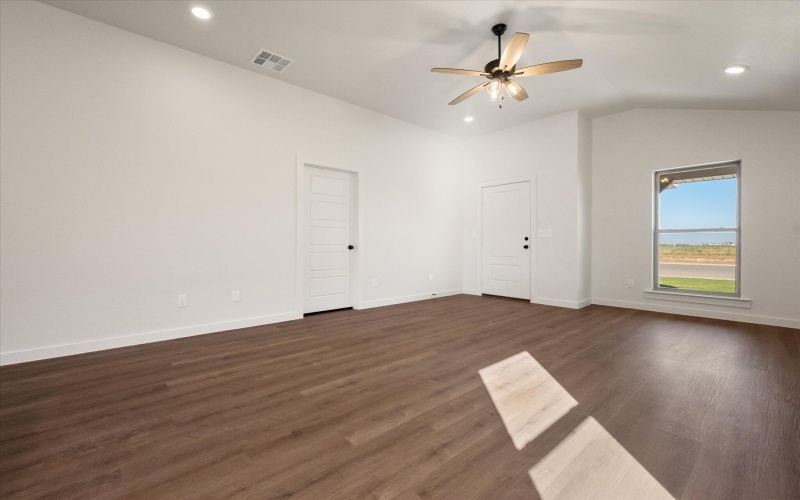 1319 N Chicago Avenue, Lubbock, TX 79416, 3 Bedrooms Bedrooms, ,2 BathroomsBathrooms,Residential,For Sale,1319 N Chicago Avenue,0,202561816