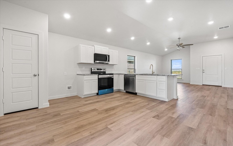 1321 N Chicago Avenue, Lubbock, TX 79416, 3 Habitaciones Habitaciones , ,2 BañosBaños,Residential,En Venta,1321 N Chicago Avenue,0,202561817