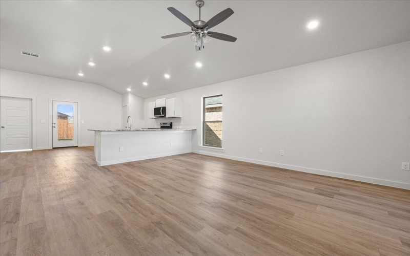 1321 N Chicago Avenue, Lubbock, TX 79416, 3 Habitaciones Habitaciones , ,2 BañosBaños,Residential,En Venta,1321 N Chicago Avenue,0,202561817