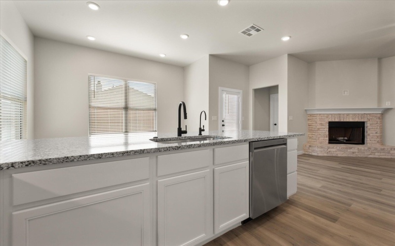 6811 54th Street, Lubbock, TX 79407, 4 Bedrooms Bedrooms, ,2 BathroomsBathrooms,Residential,For Sale,6811 54th Street,0,202561819