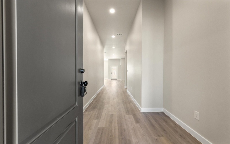 6811 54th Street, Lubbock, TX 79407, 4 Bedrooms Bedrooms, ,2 BathroomsBathrooms,Residential,For Sale,6811 54th Street,0,202561819