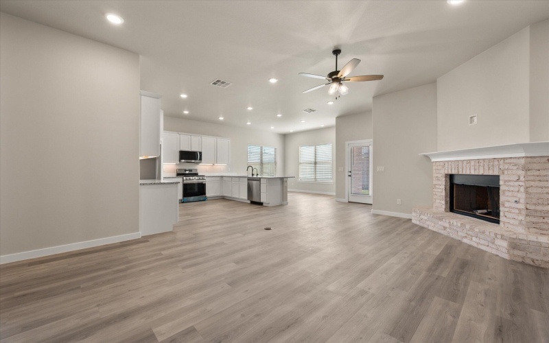 6811 54th Street, Lubbock, TX 79407, 4 Bedrooms Bedrooms, ,2 BathroomsBathrooms,Residential,For Sale,6811 54th Street,0,202561819