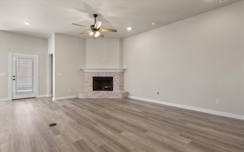 6811 54th Street, Lubbock, TX 79407, 4 Bedrooms Bedrooms, ,2 BathroomsBathrooms,Residential,For Sale,6811 54th Street,0,202561819