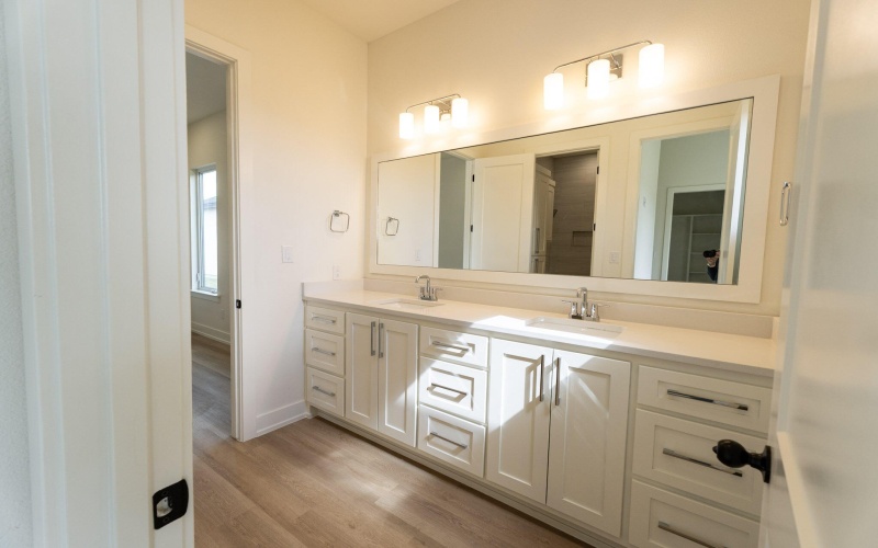 5838 111th Street, Lubbock, TX 79424, 4 Bedrooms Bedrooms, ,3 BathroomsBathrooms,Residential,For Sale,5838 111th Street,0,202561837