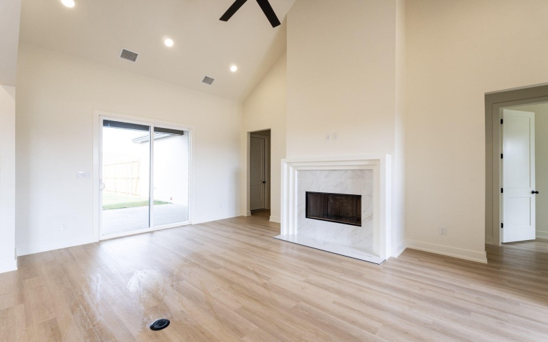 5838 111th Street, Lubbock, TX 79424, 4 Bedrooms Bedrooms, ,3 BathroomsBathrooms,Residential,For Sale,5838 111th Street,0,202561837