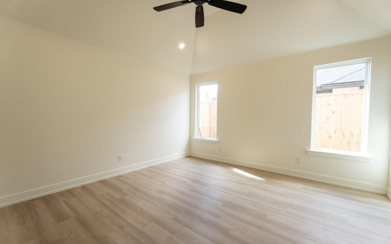 5838 111th Street, Lubbock, TX 79424, 4 Bedrooms Bedrooms, ,3 BathroomsBathrooms,Residential,For Sale,5838 111th Street,0,202561837