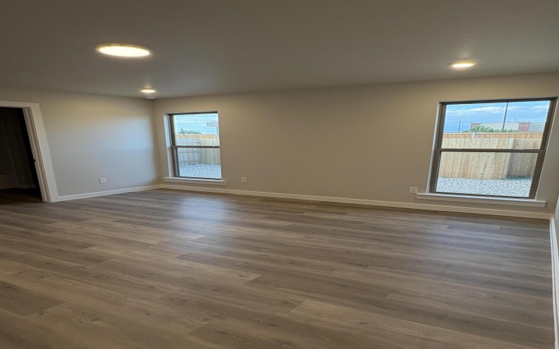 7208 35th Street, Lubbock, TX 79407, 3 Bedrooms Bedrooms, ,2 BathroomsBathrooms,Residential,For Sale,7208 35th Street,0,202561848