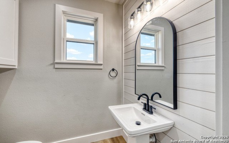 58 Greystone Hills Circle, Uvalde, TX 78801, 4 Bedrooms Bedrooms, ,3 BathroomsBathrooms,Residential,For Sale,58 Greystone Hills Circle,0,1915566