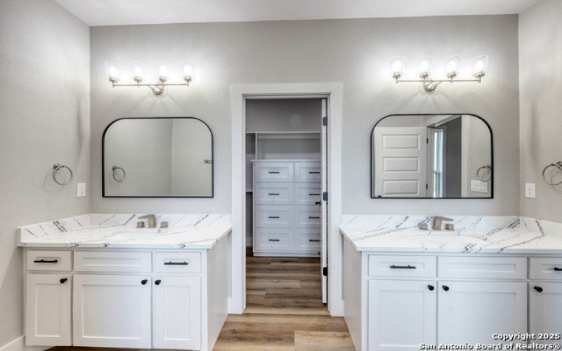 58 Greystone Hills Circle, Uvalde, TX 78801, 4 Bedrooms Bedrooms, ,3 BathroomsBathrooms,Residential,For Sale,58 Greystone Hills Circle,0,1915566