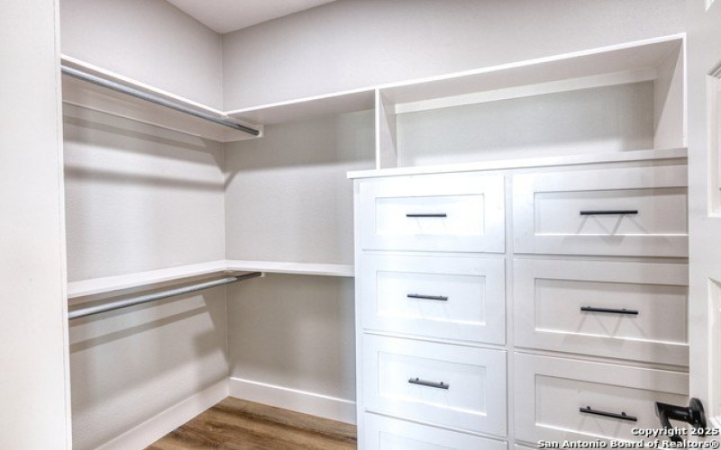 58 Greystone Hills Circle, Uvalde, TX 78801, 4 Bedrooms Bedrooms, ,3 BathroomsBathrooms,Residential,For Sale,58 Greystone Hills Circle,0,1915566