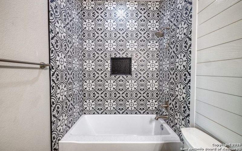 58 Greystone Hills Circle, Uvalde, TX 78801, 4 Bedrooms Bedrooms, ,3 BathroomsBathrooms,Residential,For Sale,58 Greystone Hills Circle,0,1915566