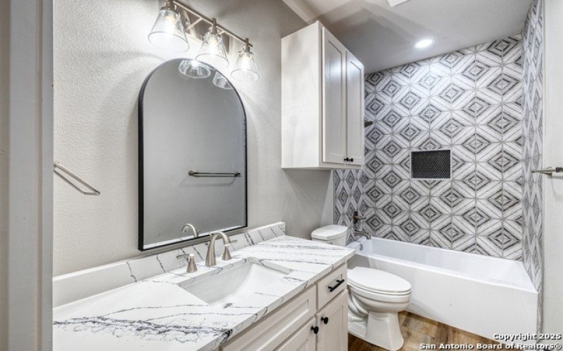 58 Greystone Hills Circle, Uvalde, TX 78801, 4 Bedrooms Bedrooms, ,3 BathroomsBathrooms,Residential,For Sale,58 Greystone Hills Circle,0,1915566