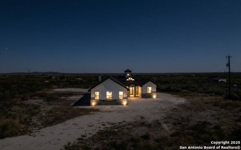 58 Greystone Hills Circle, Uvalde, TX 78801, 4 Bedrooms Bedrooms, ,3 BathroomsBathrooms,Residential,For Sale,58 Greystone Hills Circle,0,1915566