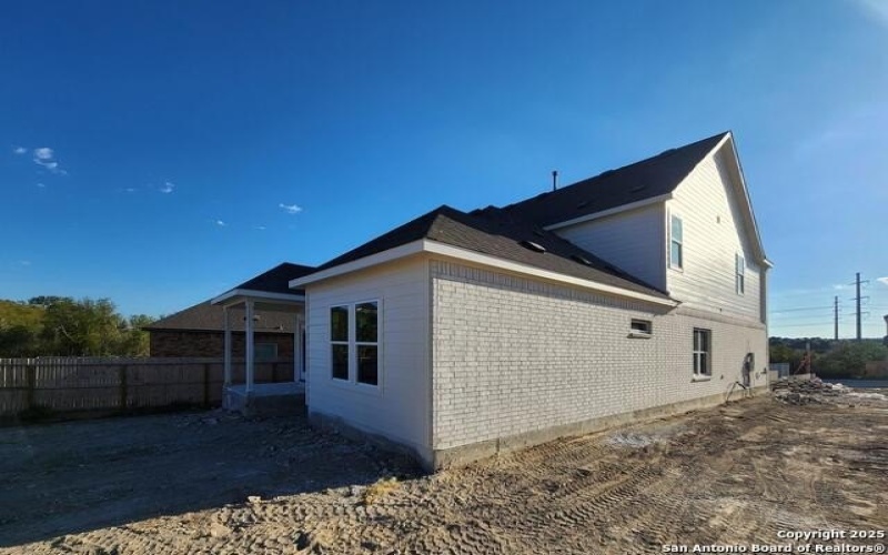 1452 Lockett Falls, San Antonio, TX 78245, 4 Bedrooms Bedrooms, ,2 BathroomsBathrooms,Residential,For Sale,1452 Lockett Falls,0,1915586