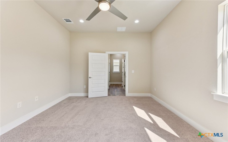 855 Cypress Lane, Cottonwood Shores, TX 78657, 3 Habitaciones Habitaciones , ,2 BañosBaños,Residential,En Venta,855 Cypress Lane,0,595343