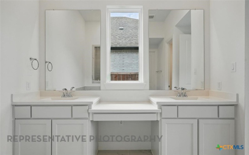 11718 Hackford, San Antonio, TX 78254, 4 Habitaciones Habitaciones , ,3 BañosBaños,Residential,En Venta,11718 Hackford,0,595349