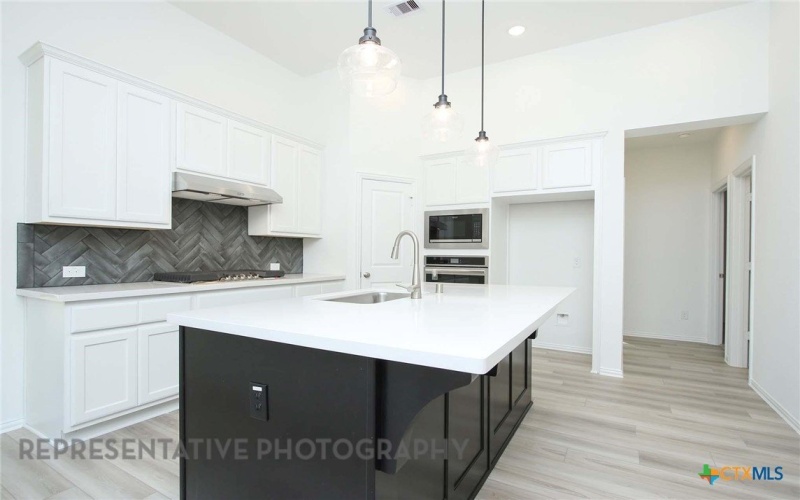 227 Bodensee Place, New Braunfels, TX 78130, 4 Habitaciones Habitaciones , ,2 BañosBaños,Residential,En Venta,227 Bodensee Place,0,595375
