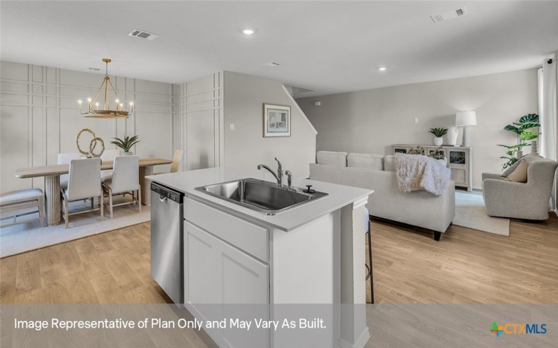722 JENNIFER Way, New Braunfels, TX 78130, 5 Habitaciones Habitaciones , ,3 BañosBaños,Residential,En Venta,722 JENNIFER Way,0,595427