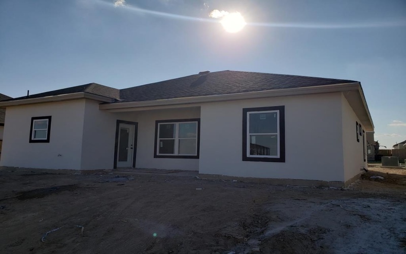 3179 ETHEL DR., Eagle Pass, TX 78852, 3 Habitaciones Habitaciones , ,2 BañosBaños,Residential,En Venta,3179 ETHEL DR.,0,81757