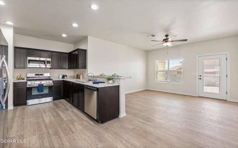 325 Sand Gate Drive, Horizon City, TX 79928, 4 Bedrooms Bedrooms, ,2 BathroomsBathrooms,Residential,For Sale,325 Sand Gate Drive,0,932113