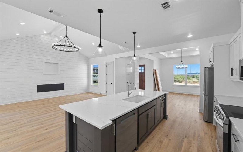 2050 Vista View, Graford, TX 76449, 4 Habitaciones Habitaciones , ,3 BañosBaños,Residential,En Venta,2050 Vista View,0,21068333