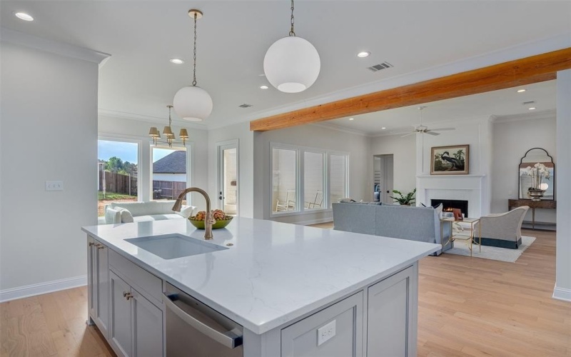 9823 Canebrake Lane, Shreveport, LA 71106, 4 Habitaciones Habitaciones , ,3 BañosBaños,Residential,En Venta,9823 Canebrake Lane,0,21075637