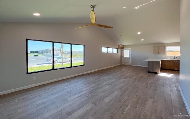612 Oriole Road, Weslaco, TX 78596, ,Residential Multi Family,For Sale,612 Oriole Road,459470