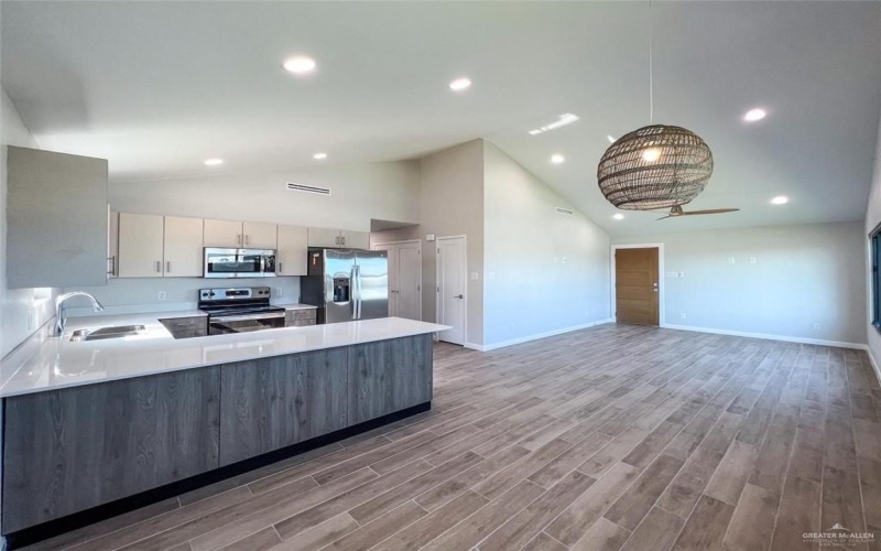 612 Oriole Road, Weslaco, TX 78596, ,Residential Multi Family,For Sale,612 Oriole Road,459470