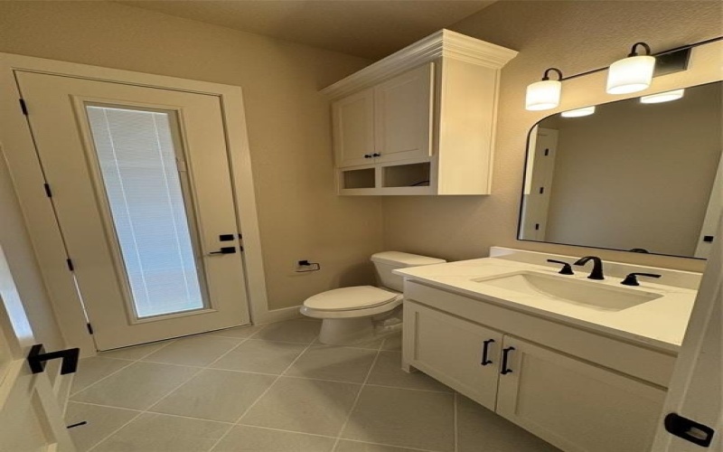 1060 Arbor Vista Drive, Azle, TX 76020, 4 Habitaciones Habitaciones , ,2 BañosBaños,Residential,En Venta,1060 Arbor Vista Drive,0,21085662