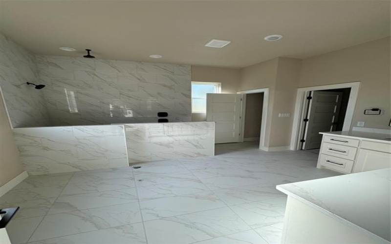 1060 Arbor Vista Drive, Azle, TX 76020, 4 Habitaciones Habitaciones , ,2 BañosBaños,Residential,En Venta,1060 Arbor Vista Drive,0,21085662