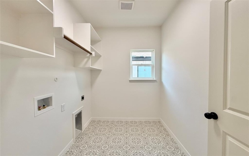 5608 San Jacinto Drive, Granbury, TX 76048, 3 Bedrooms Bedrooms, ,2 BathroomsBathrooms,Residential,For Sale,5608 San Jacinto Drive,0,21086007
