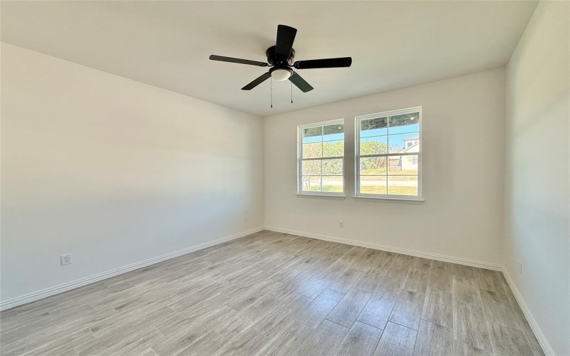5608 San Jacinto Drive, Granbury, TX 76048, 3 Bedrooms Bedrooms, ,2 BathroomsBathrooms,Residential,For Sale,5608 San Jacinto Drive,0,21086007