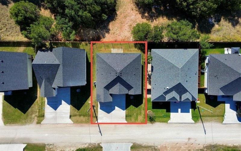 5608 San Jacinto Drive, Granbury, TX 76048, 3 Bedrooms Bedrooms, ,2 BathroomsBathrooms,Residential,For Sale,5608 San Jacinto Drive,0,21086007