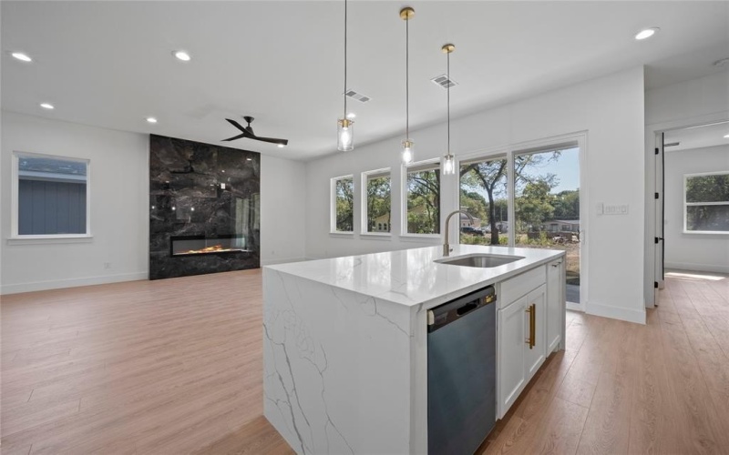 2228 Echo Lake Drive, Dallas, TX 75253, 4 Habitaciones Habitaciones , ,2 BañosBaños,Residential,En Venta,2228 Echo Lake Drive,0,21086567