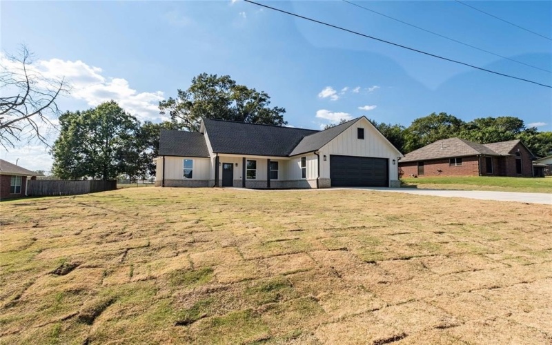 1003 Karen Drive, Lindale, TX 75771, 3 Habitaciones Habitaciones , ,2 BañosBaños,Residential,En Venta,1003 Karen Drive,0,21087478